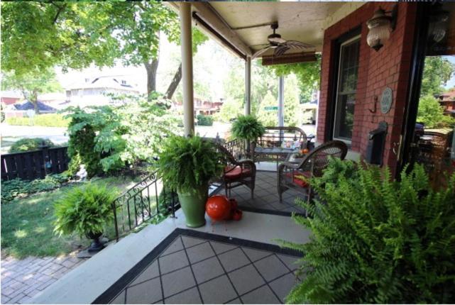 A Hidden Gem Bed And Breakfast Windsor Esterno foto